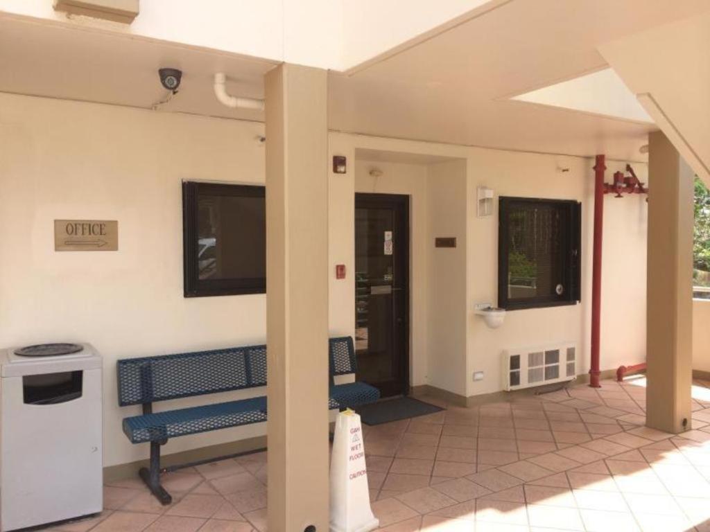 Guam Airport Hotel Тамунинг Екстериор снимка