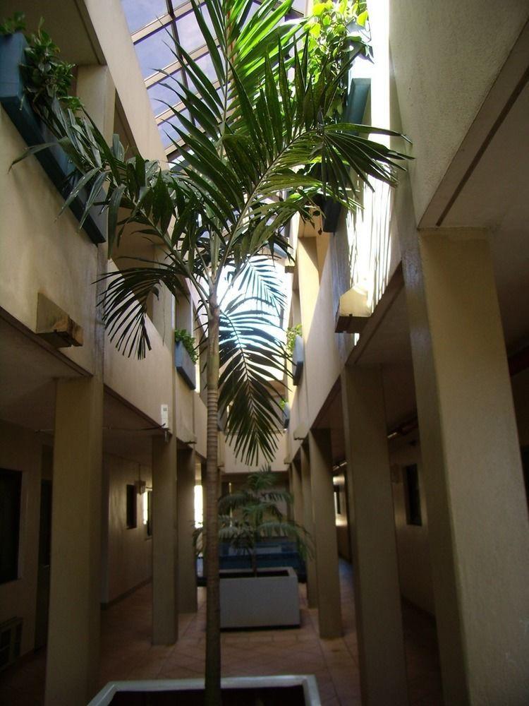 Guam Airport Hotel Тамунинг Екстериор снимка