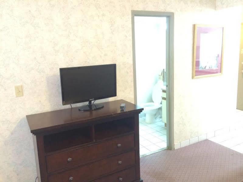 Guam Airport Hotel Тамунинг Екстериор снимка